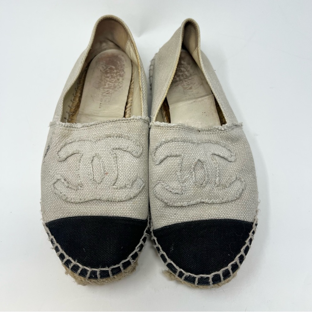 CHANEL Cloth Two-Tone Espadrilles Size 37 7 Cream and Black Designer Distressed - Picture 2 of 9